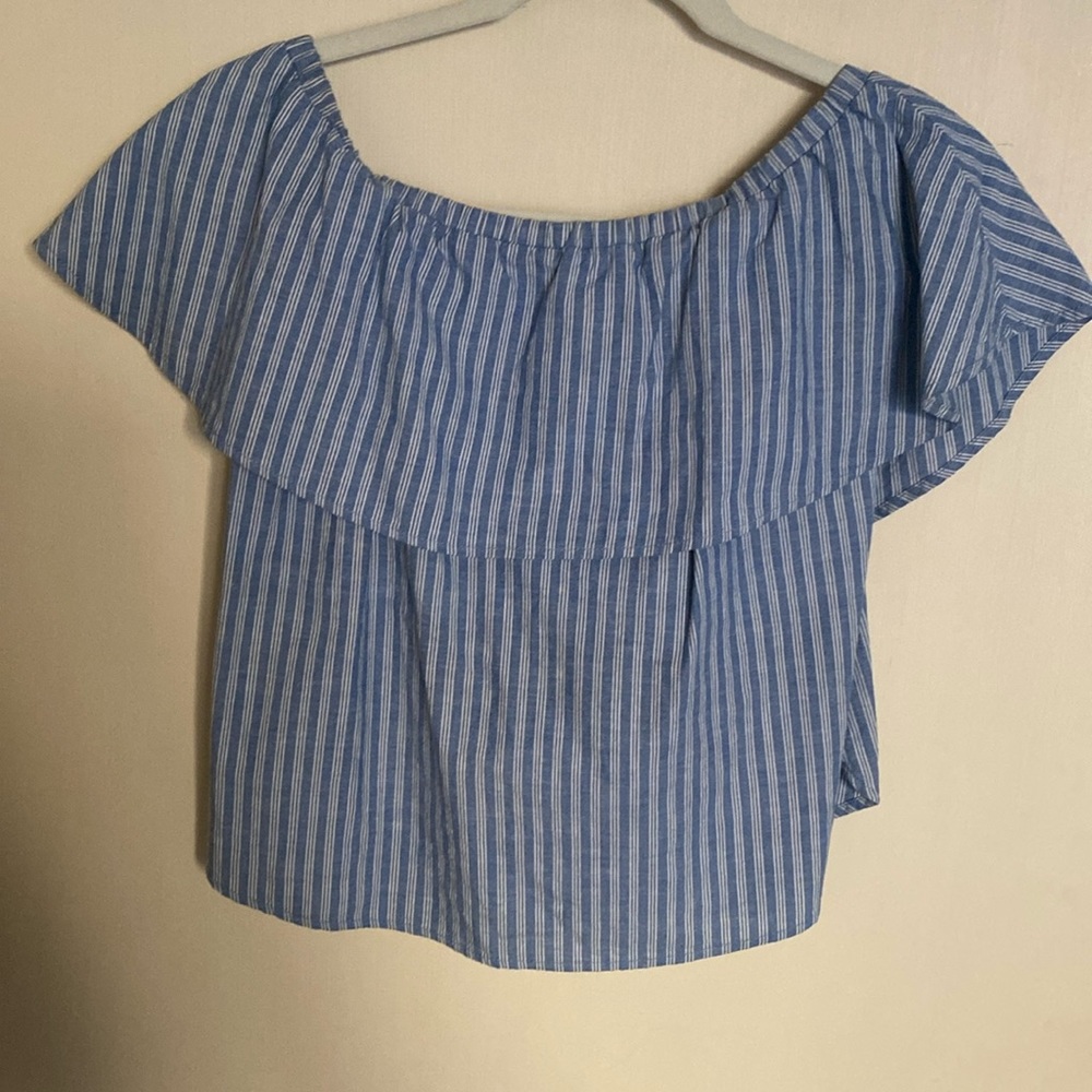 Amour Vert off shoulder top, slightly cropped